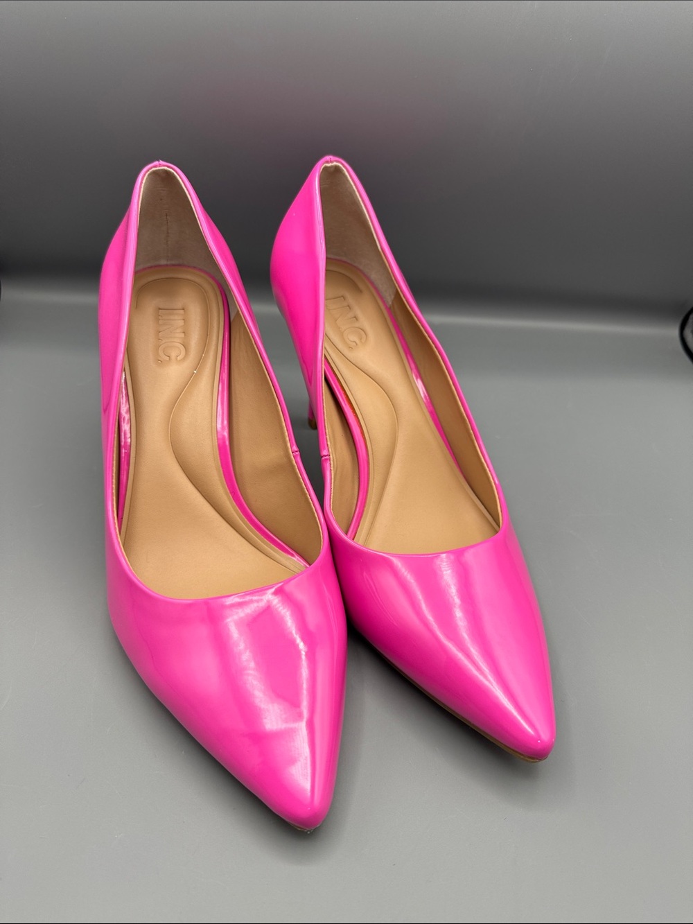 I.N.C. International Concepts Zitah Pumps Neon Pink